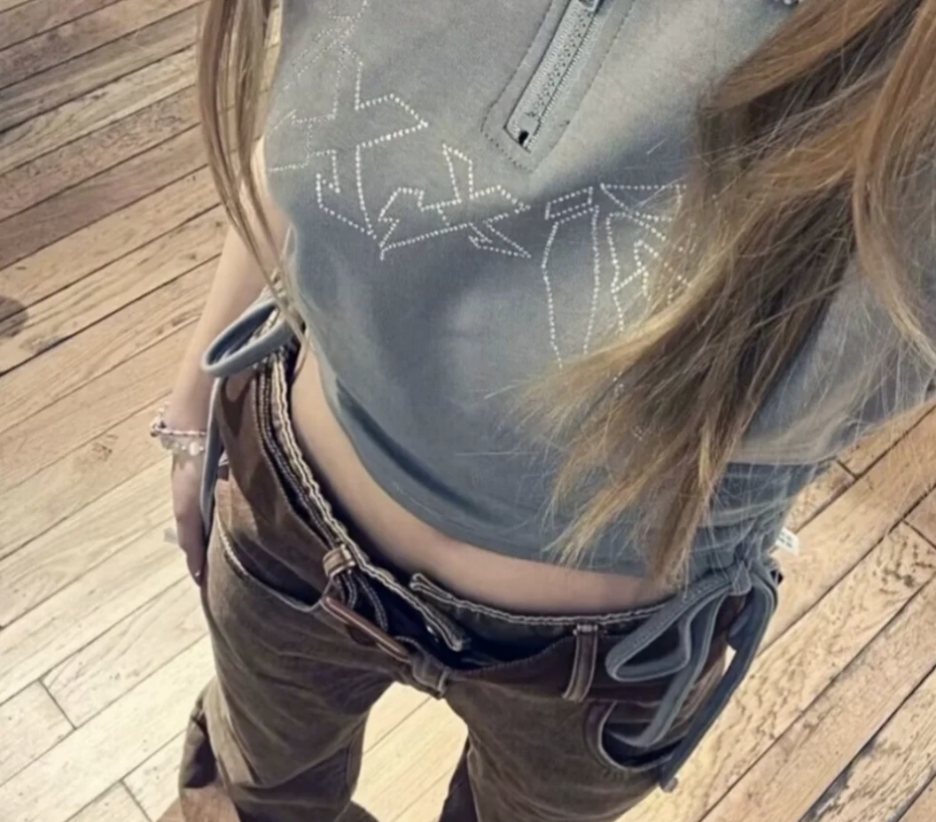 美女热舞_美女照片游泳卡通