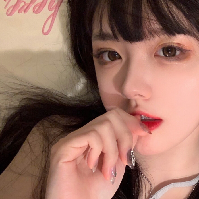 美女头像甜美卡通_美女头像甜美背影
