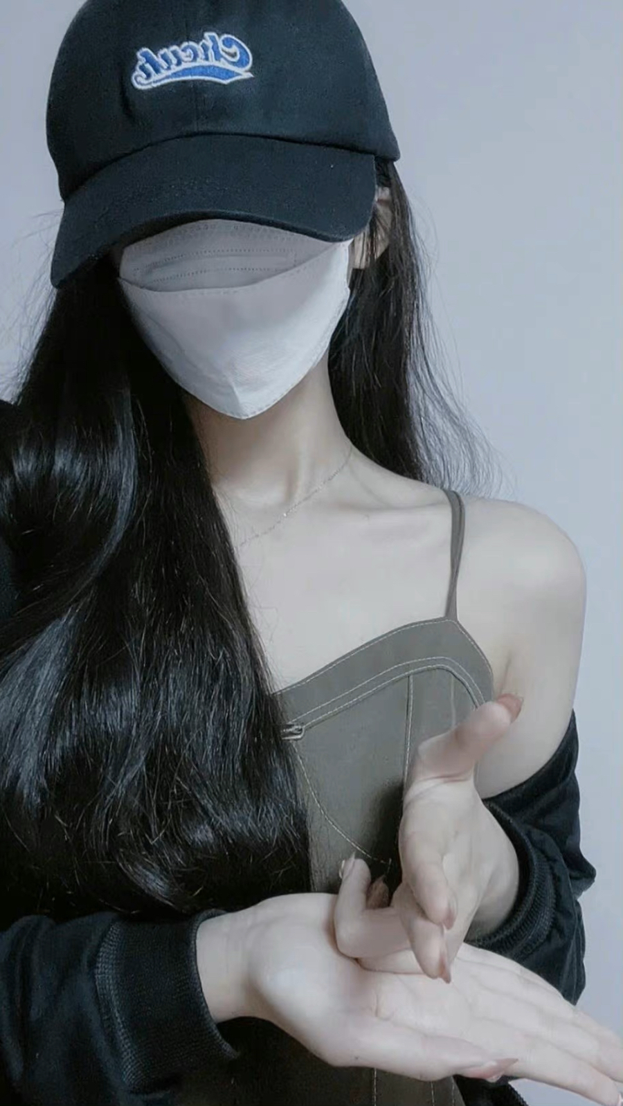 【三个少年】美女头像真人氛围感_美女头像真人高冷