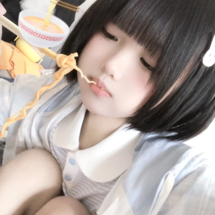 美女头像真人头像_美女头像真人高冷