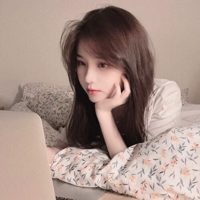 美女壁纸手机壁纸_美女头像真人头像高清