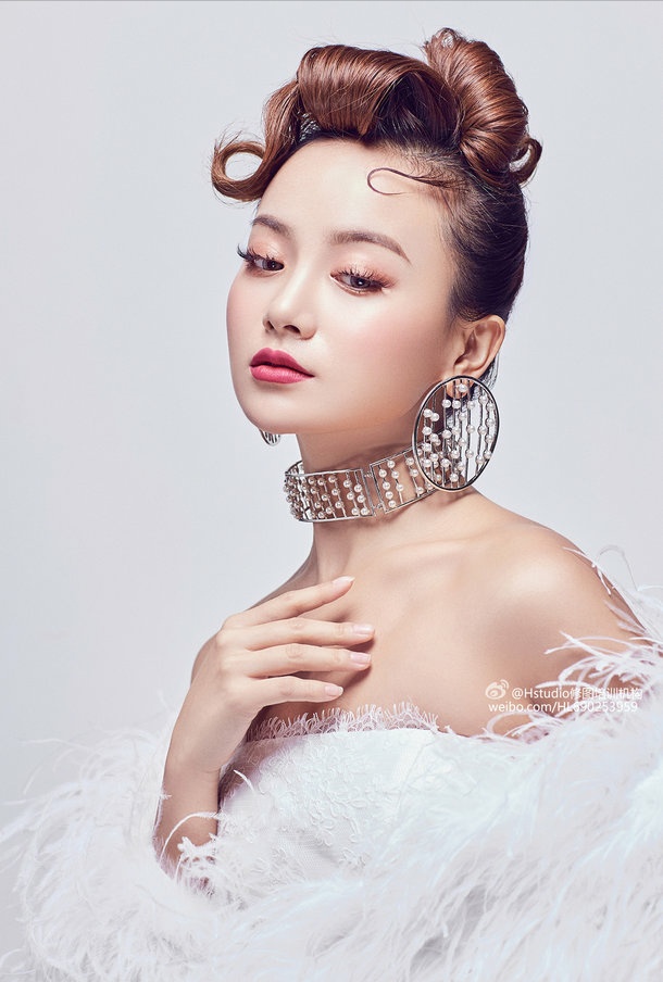 【高h 大尺度纯肉 np快穿】美女头像可爱_美女头像壁纸