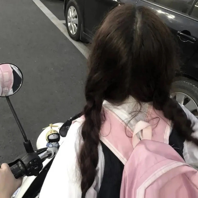 美女头像可爱_美女头像真人很吸引人