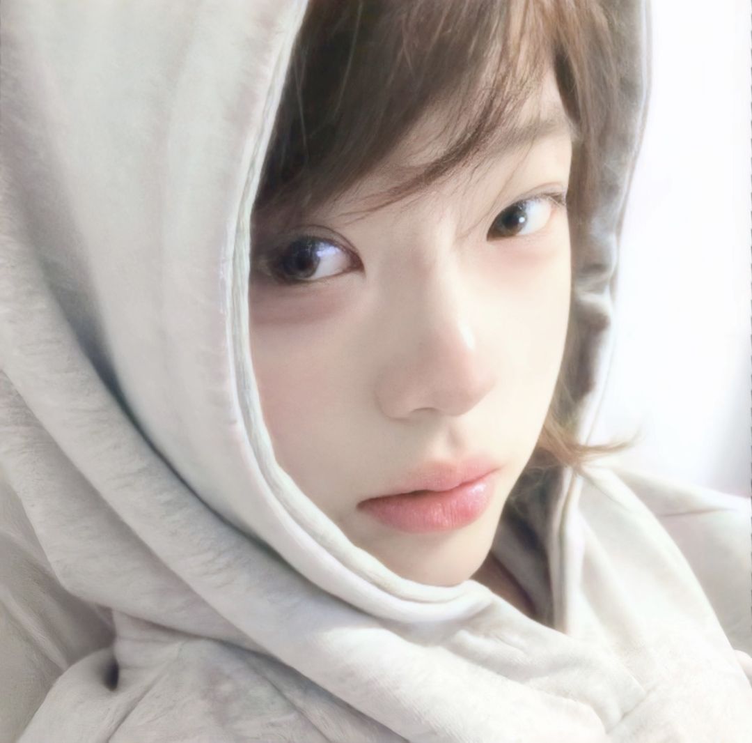 美女高雅造型_美女头像真人版好看