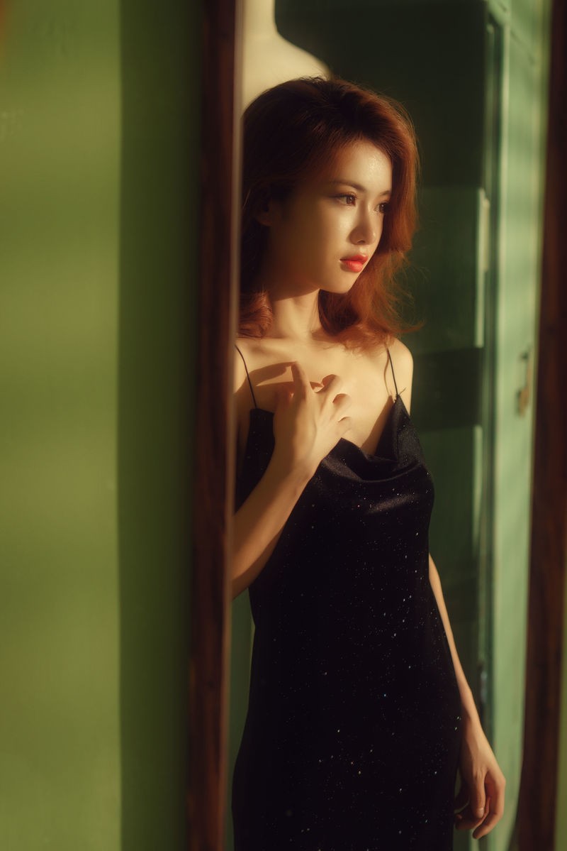 美女照片头像_美女照片背影侧面唯美