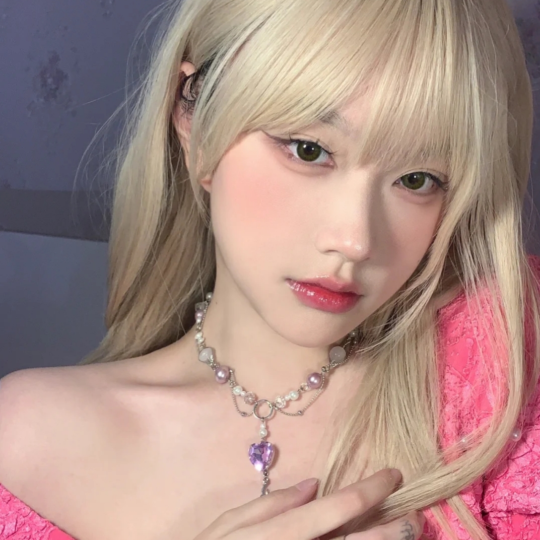 美女时尚街拍_美女头像可爱