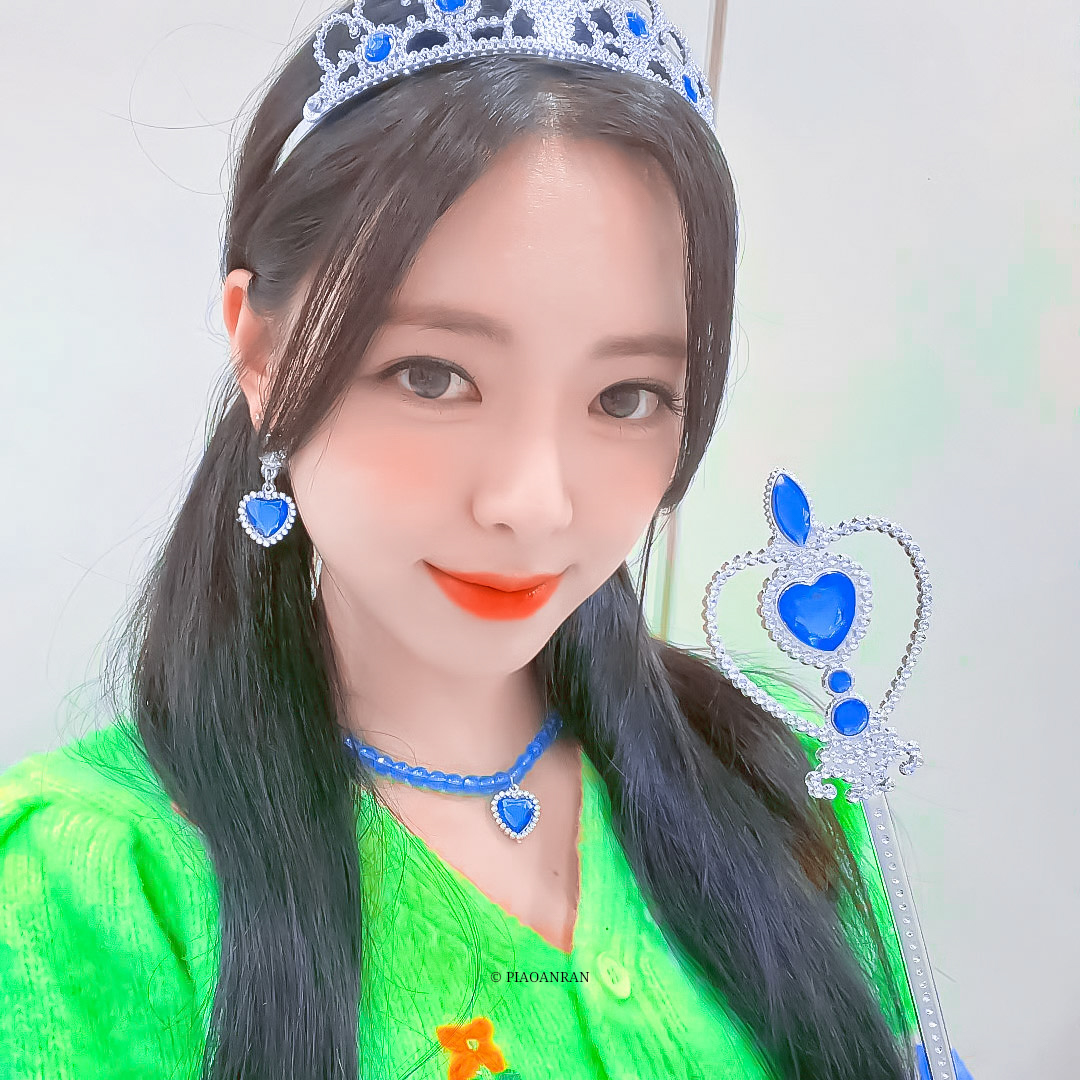 美女时尚街拍_美女图片微信头像