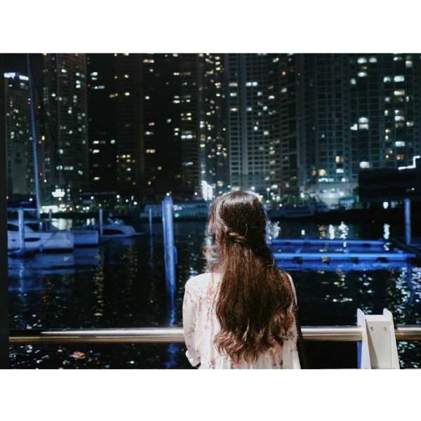 美女照片游泳卡通_美女照片头像真人图片