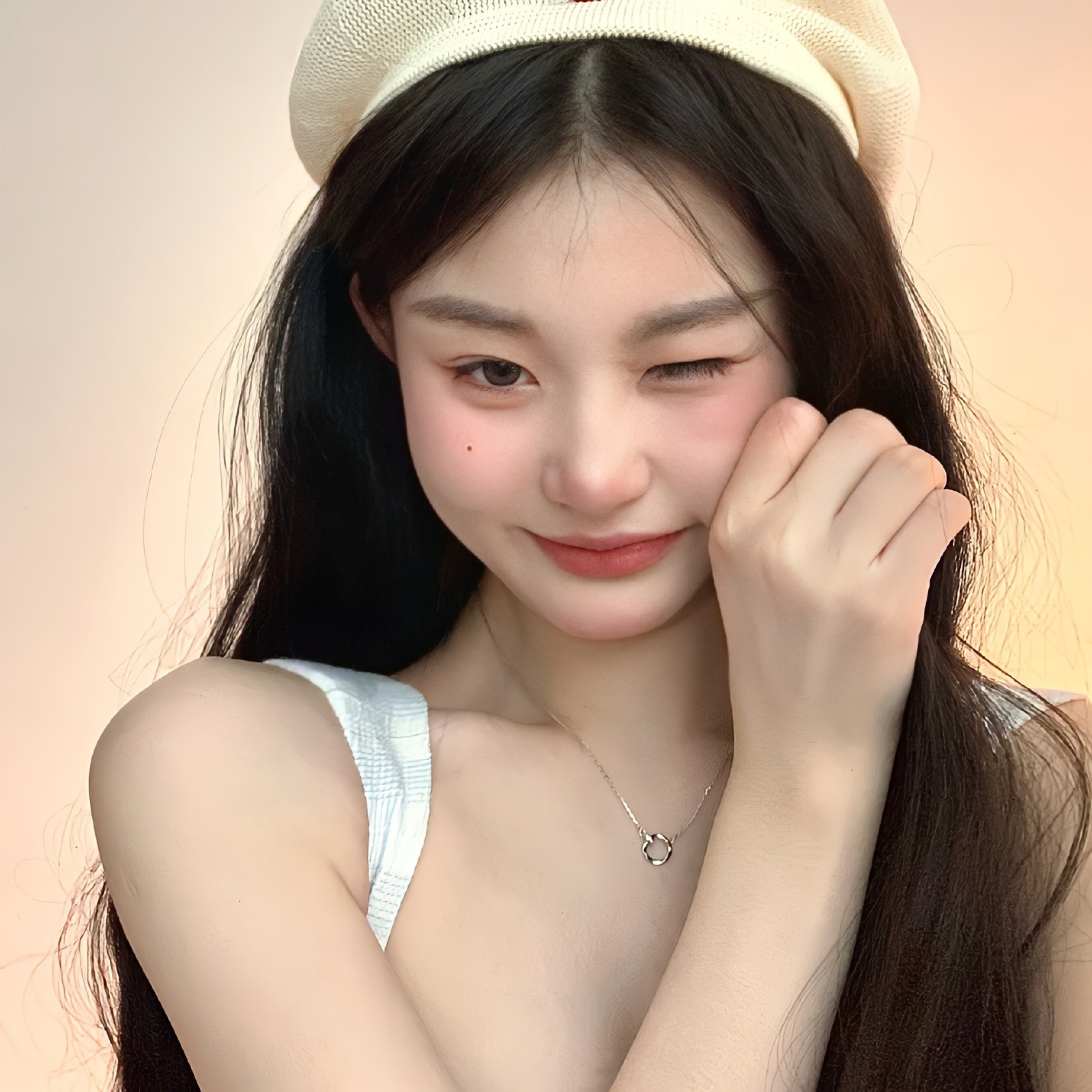美女自拍旅游头像_美女壁纸电脑桌面2560*1440