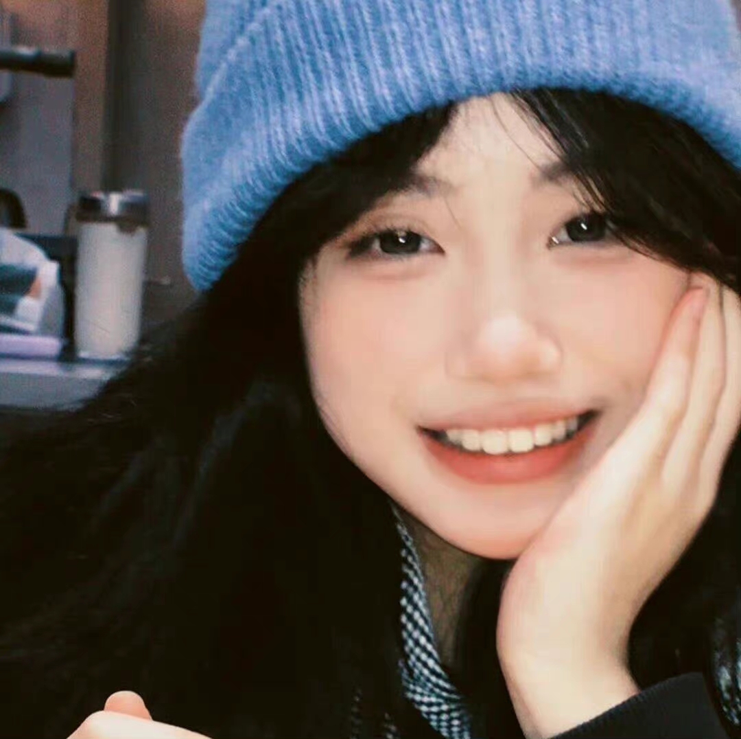 51人人电影网_美女照片