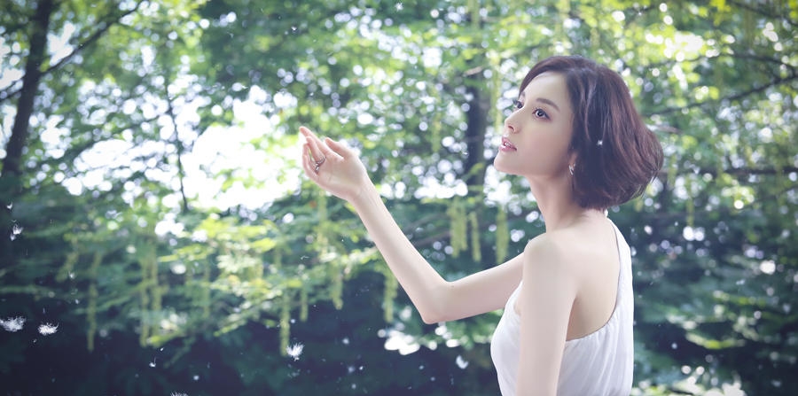 美女头像真人头像搞笑_美女自拍旅游头像