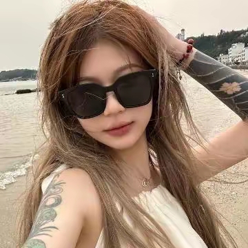 美女图片微信头像背影_美女照片游泳卡通