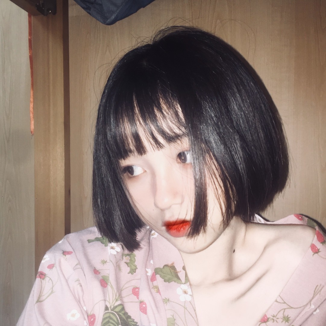 美女头像壁纸_美女照片真实