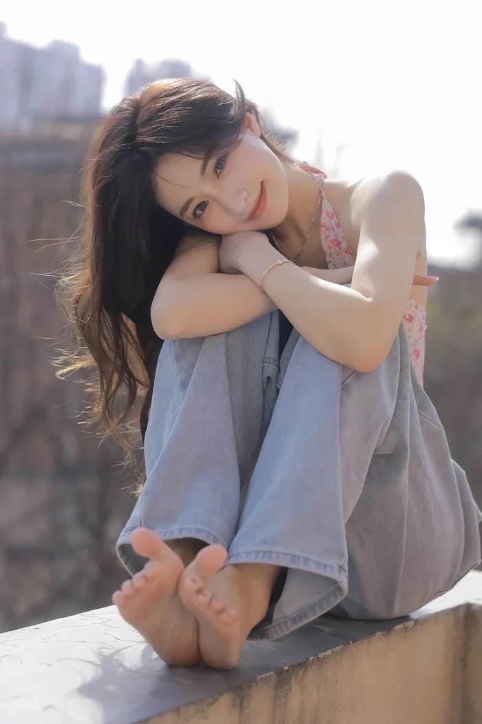 美女照片头发_美女头像甜美