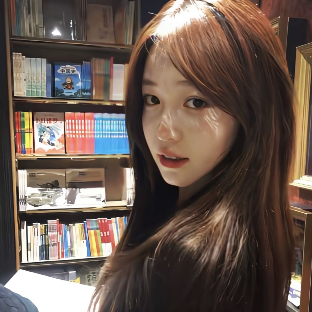 三泉溪暖_美女头像真人版好看
